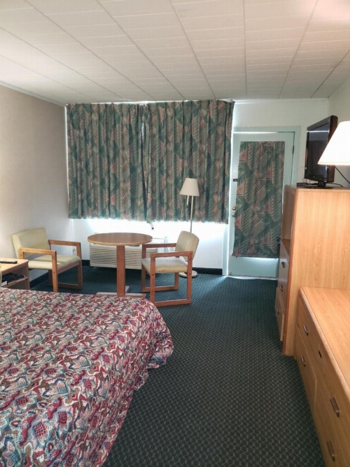 Budget Inn Horseheads image 23